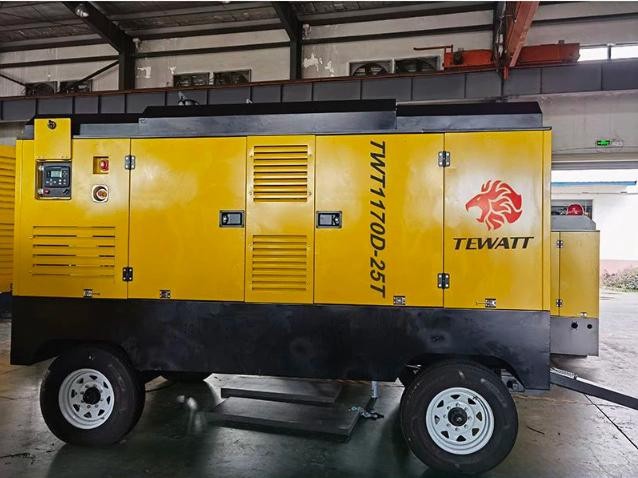 Trailer Mounted Diesel Air Compressor 35Bar factory